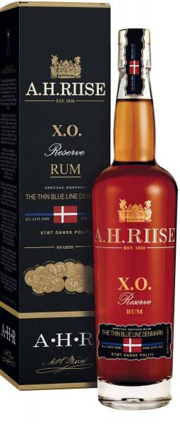 A.H. Riise X.O. Reserve The Thin Blue Line Denmark 0,7l